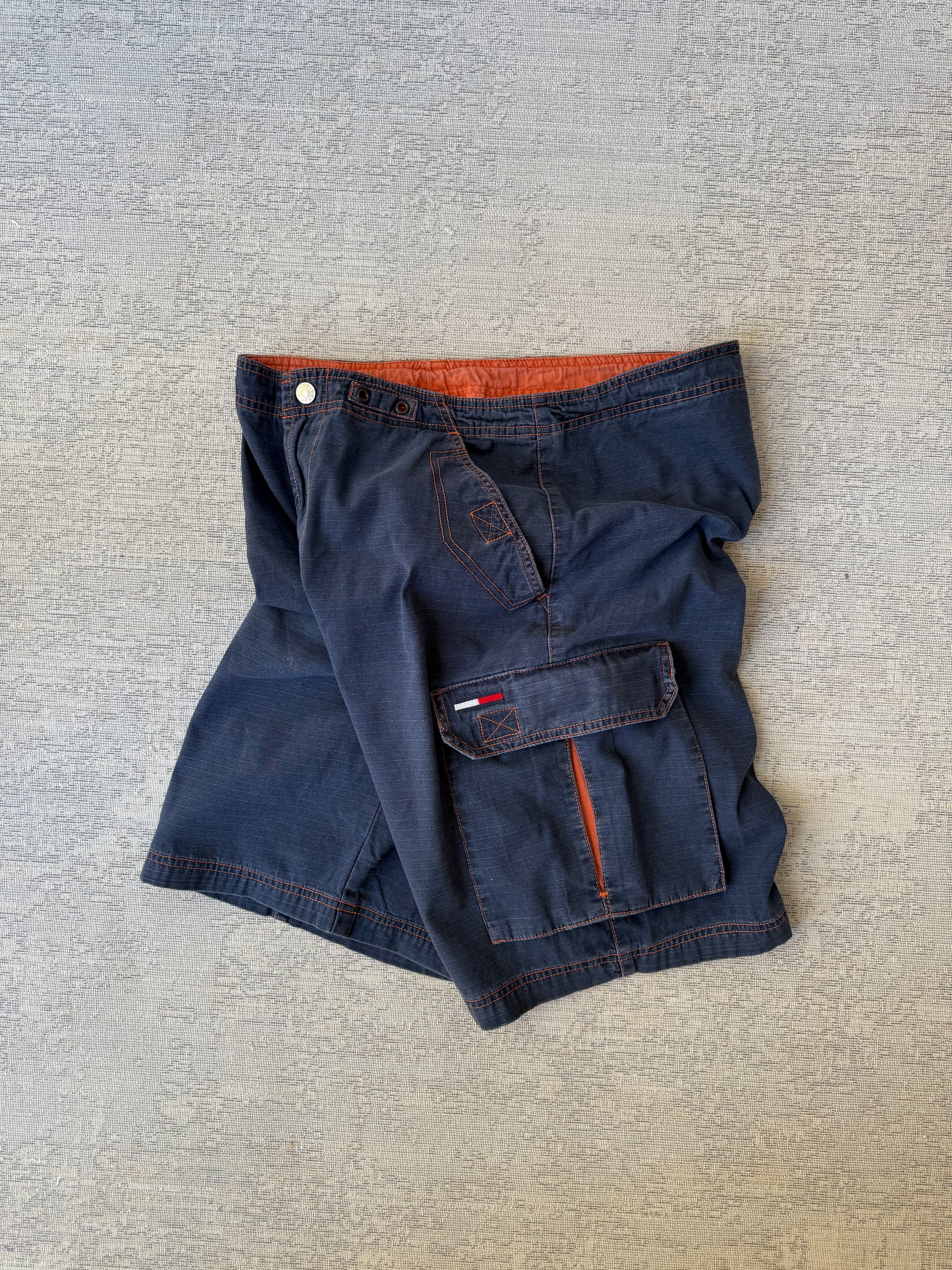 Tommy Hilfiger Cargo Shorts (M)