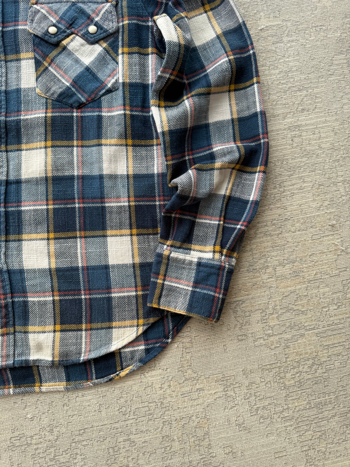 Levi’s Flannel Shirt (Women’s S)