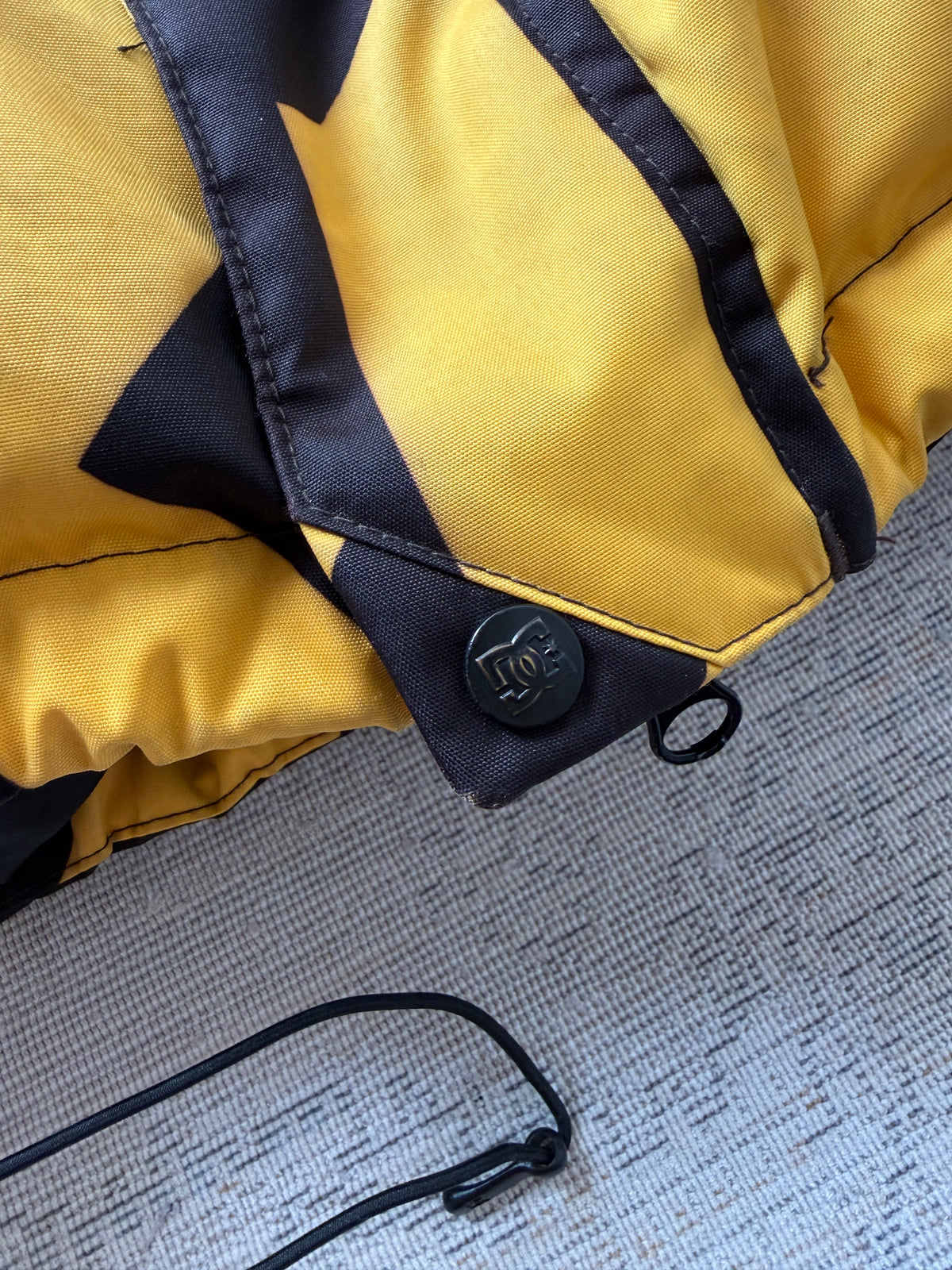 DC x Peter Saville 2009 Artist Projects Snowboard Jacket (L)