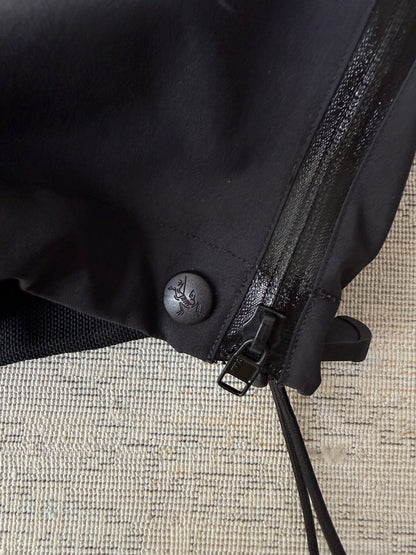Arc’teryx PRO Gore-Tex Waterproof Shell Pants (M)