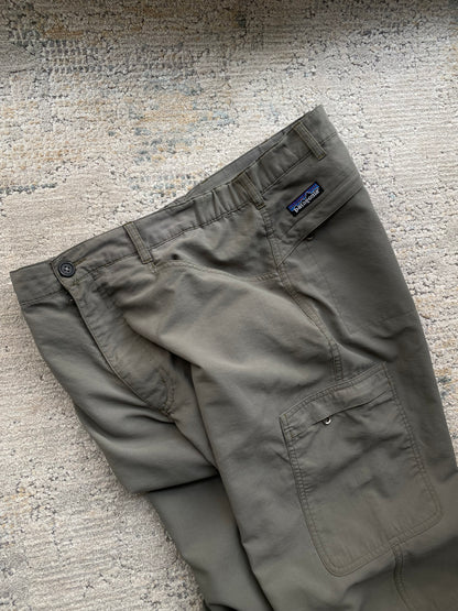 Patagonia Lightweight Hiking Pant (L)