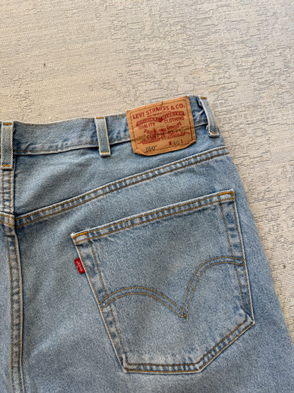 Levi’s 550 Denim Shorts (W40)