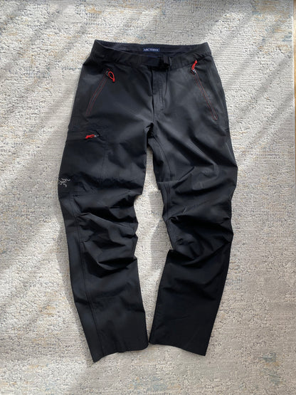 Arc’teryx Hiking Pants (S)