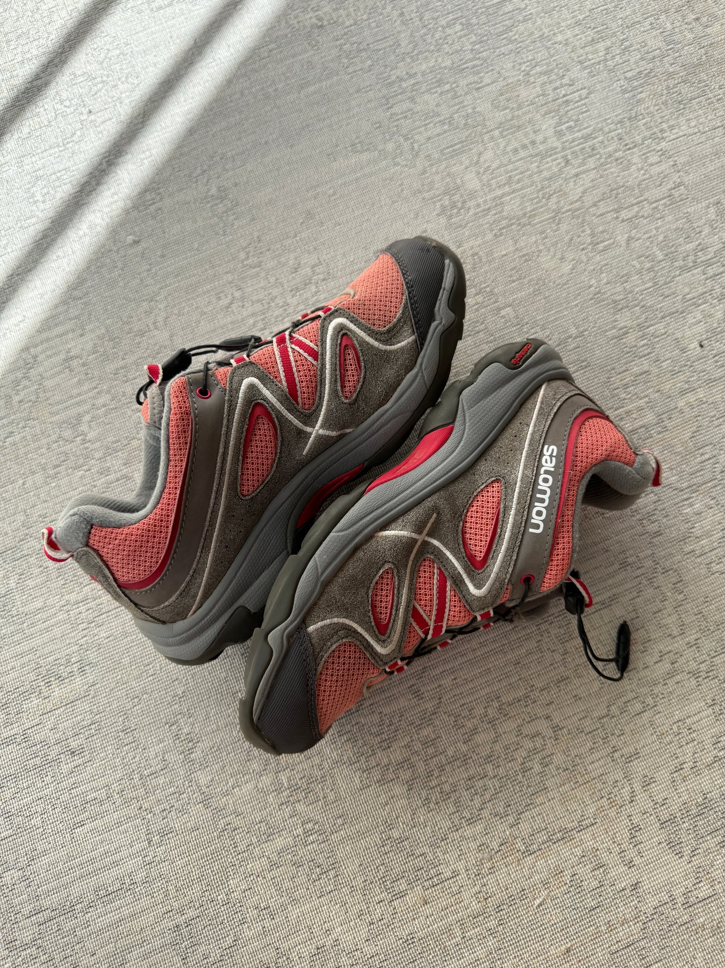 Salomon Outdoor Trail Shoes (Women’s 38 2/3)