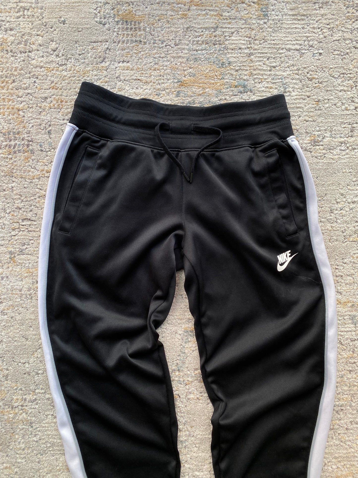 Nike ( Junior ) Track Pant (156-166cm)