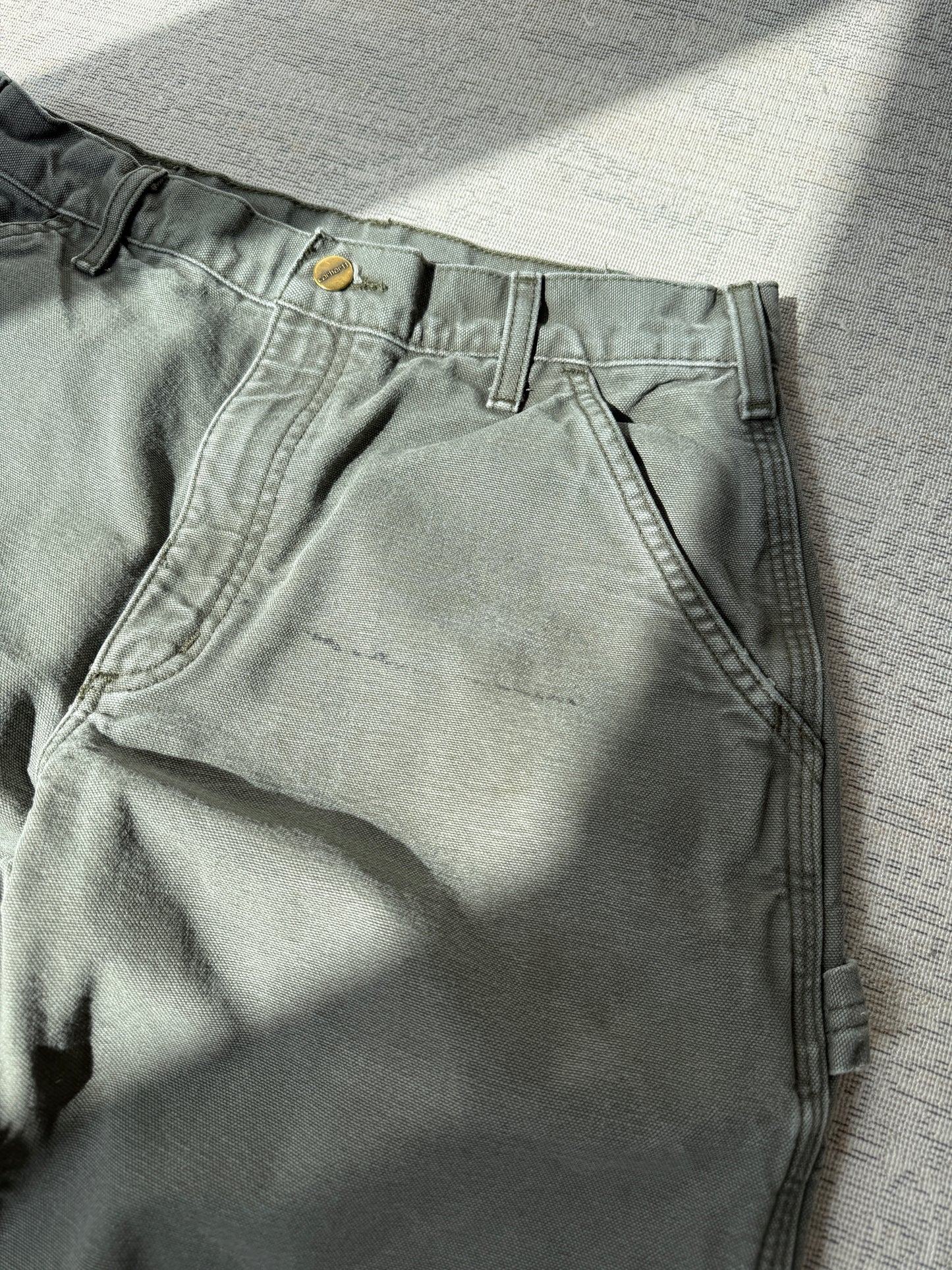 Carhart B111 Carpenter Work Pant (W32 L30)