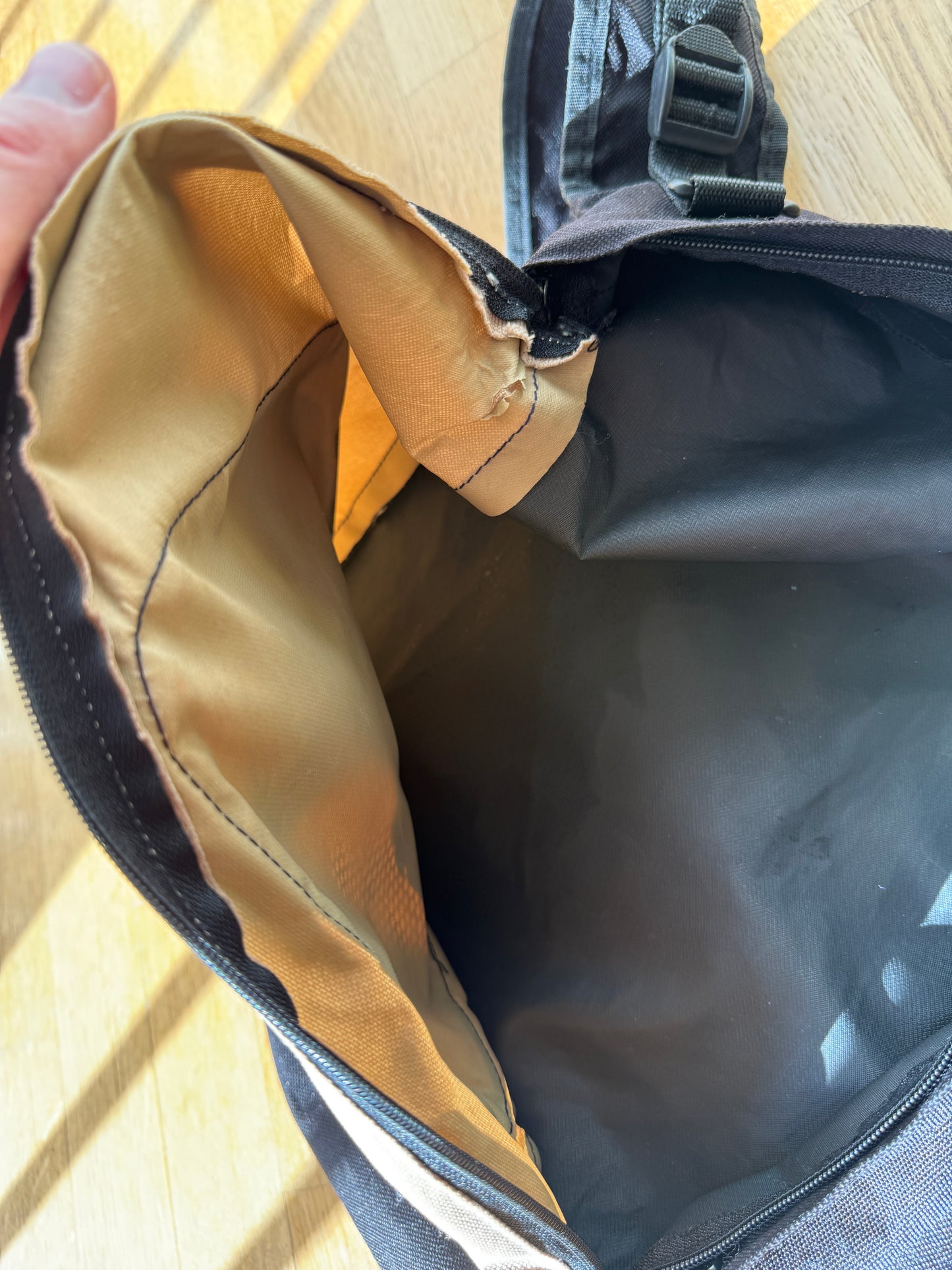 Oakley 90’s Retro Backpack (OS)