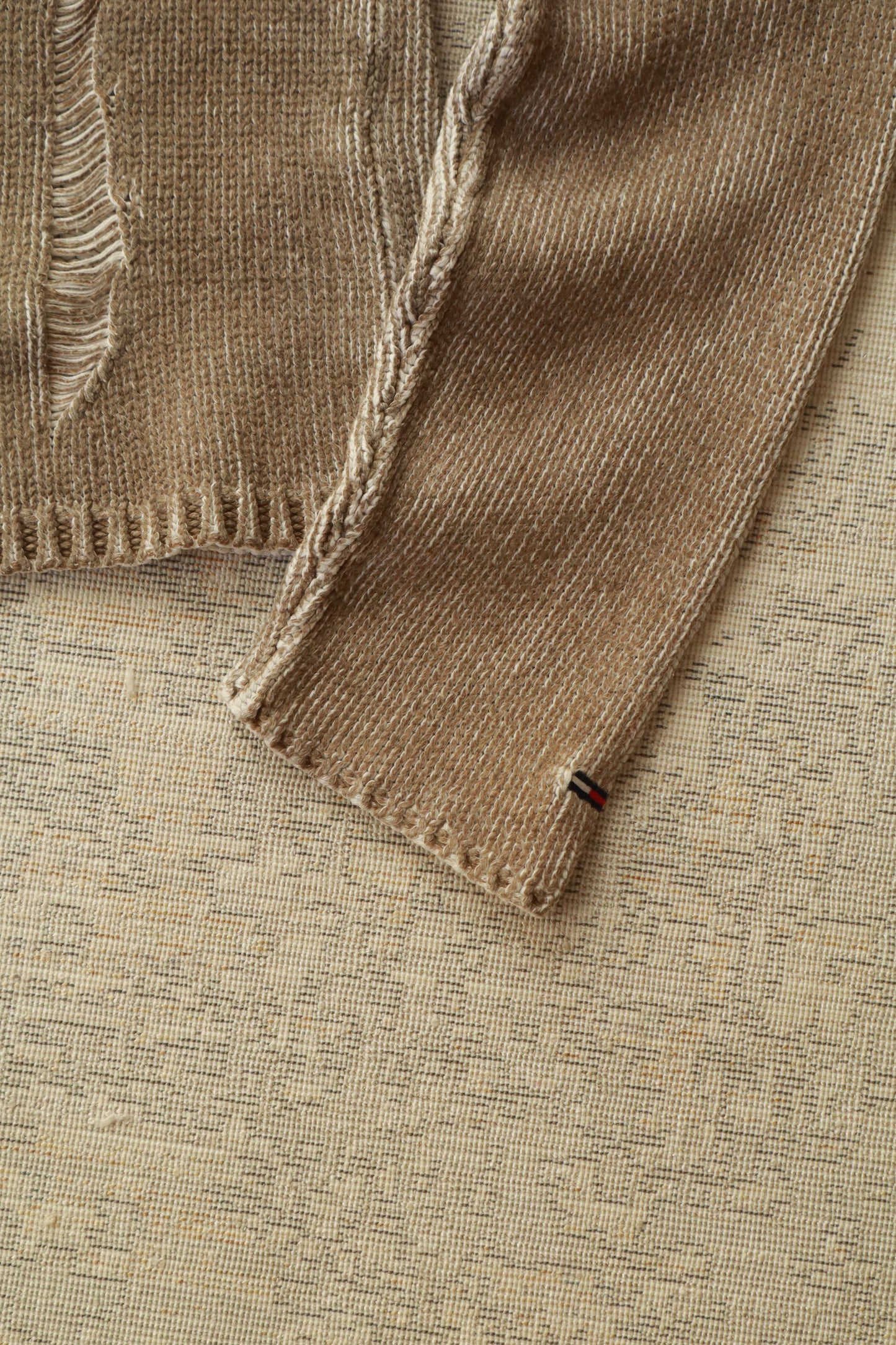 Tommy Hilfiger Vintage Sweater (S)