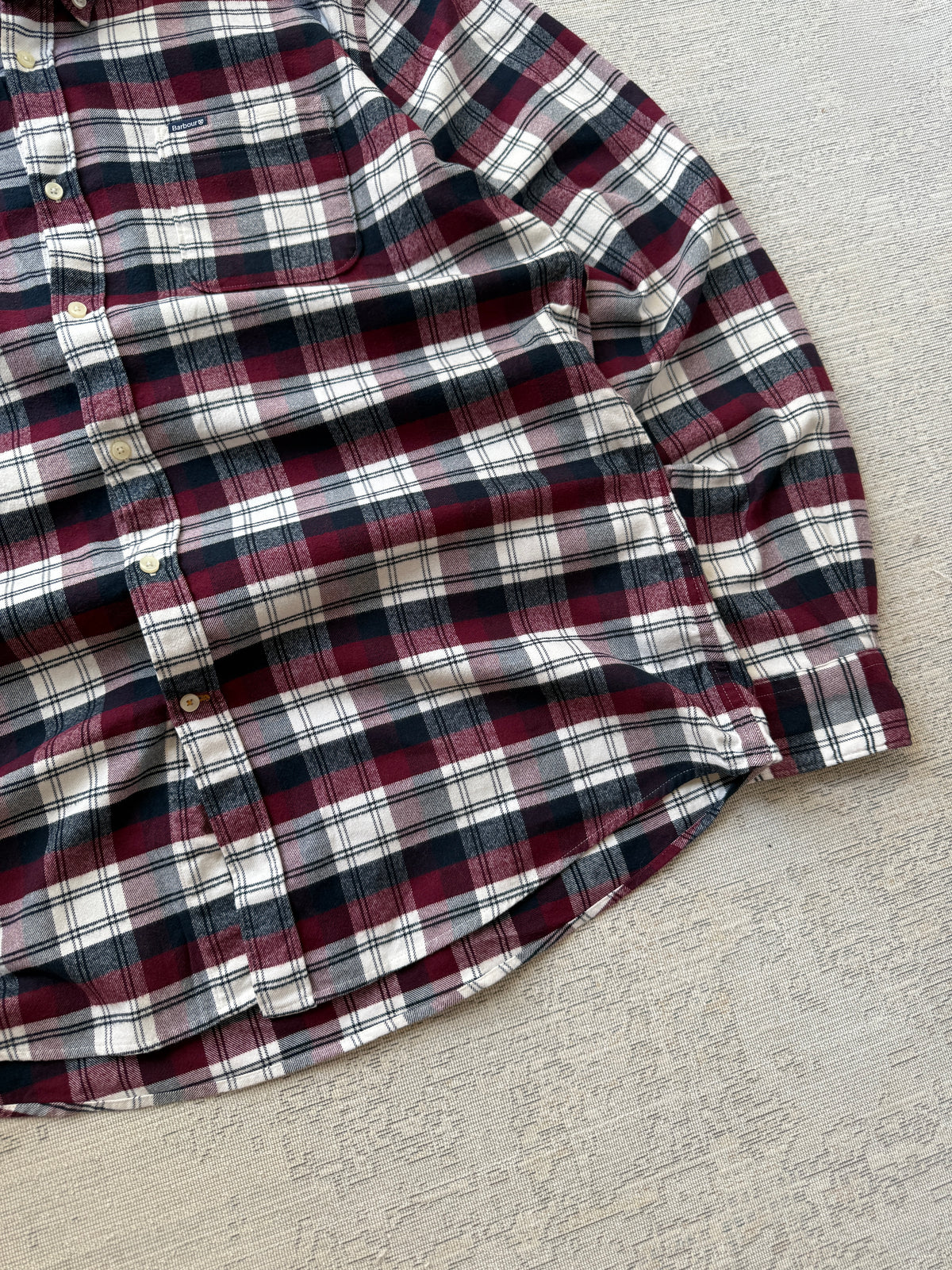 Barbour Tailored Fit Check Shirt – Burgundy / Cream / Navy (XL)