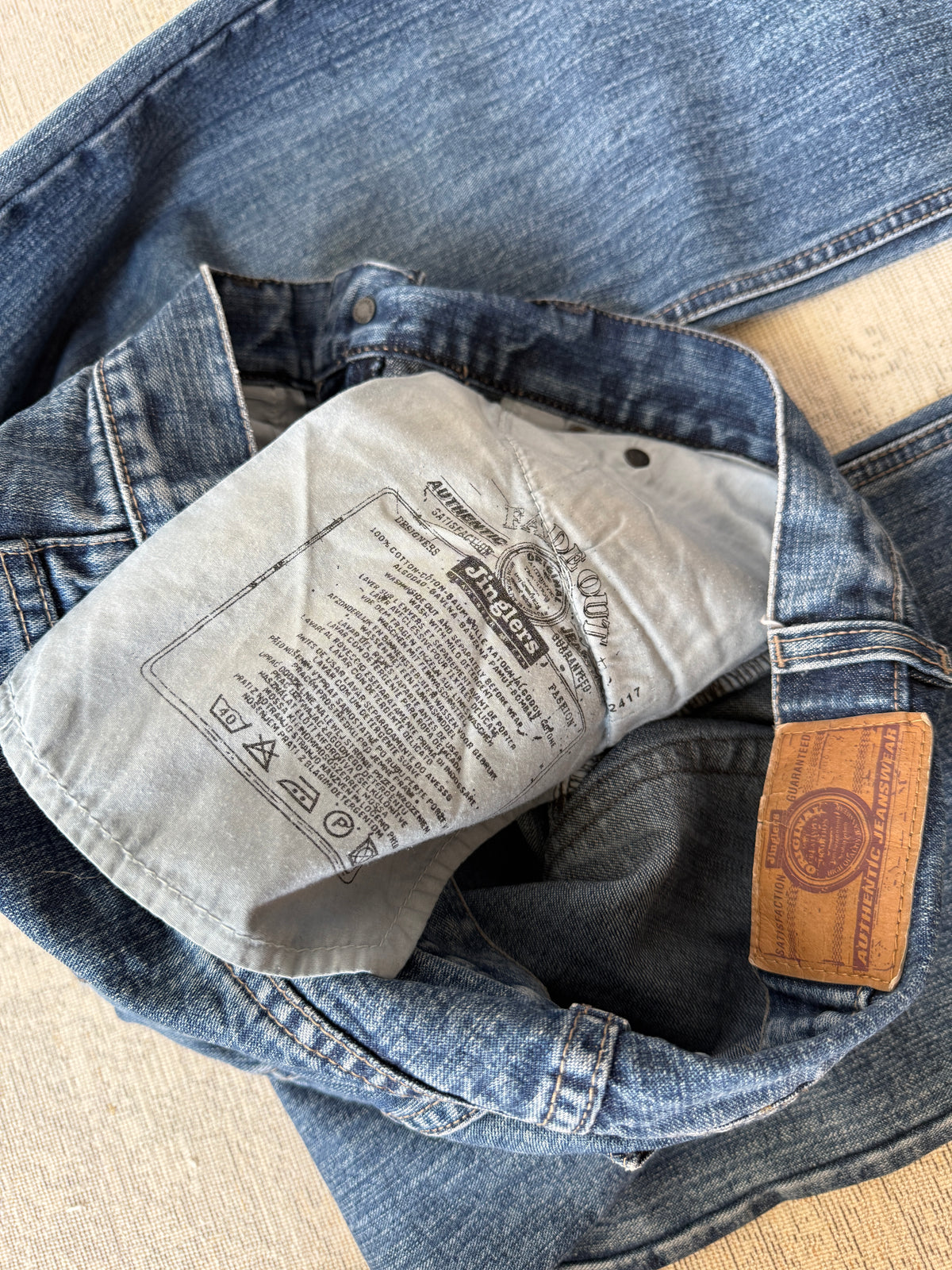 Jinglers 03 Straight Fit Jeans – Faded Blue (W33 L34)