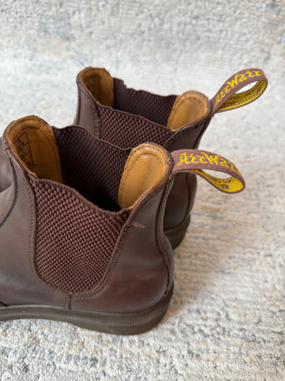 Dr Martens Chelsea Boot in Crazy Horse (38)