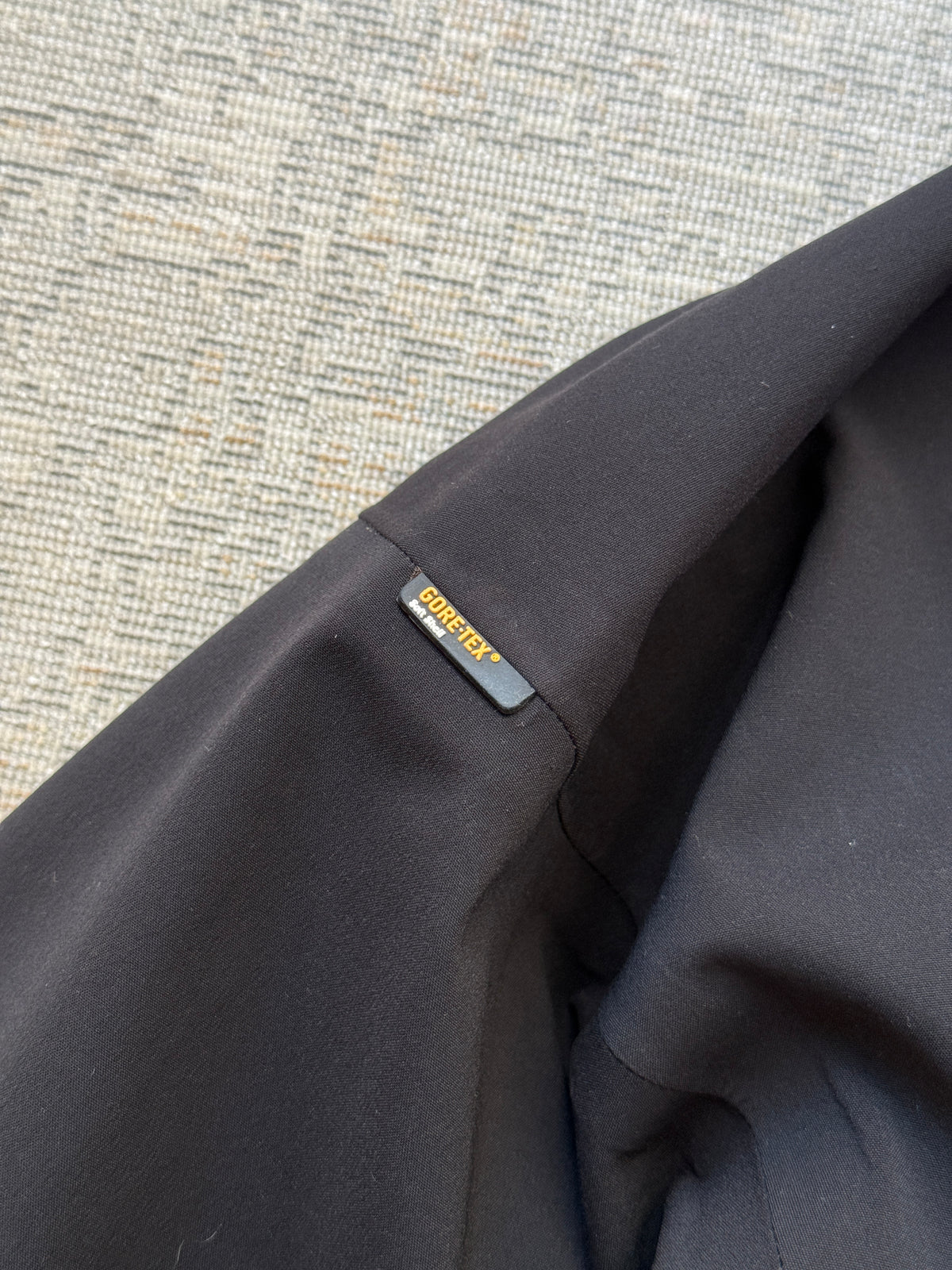 Haglöfs GORE-TEX Technical Shell Jacket – Black (M)