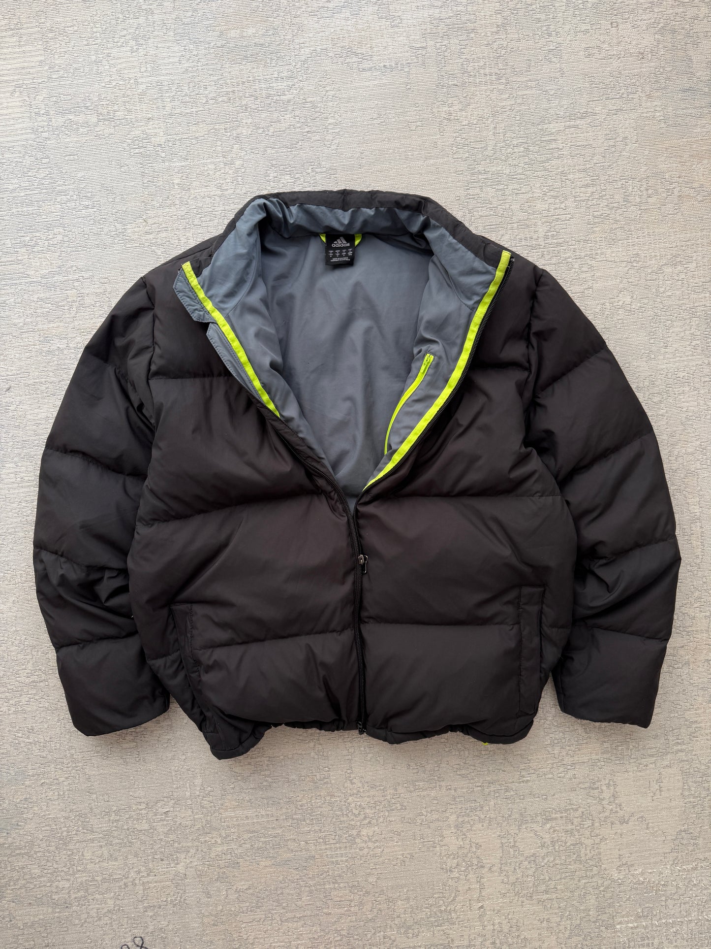 Adidas 00’s Puffer Jacket (M)