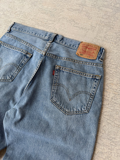 Levi’s 505 Regular Fit Jeans (W34 L29)