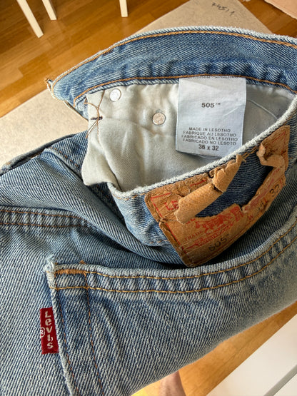 Levi’s 505 Faded Blue Jeans (W36 L32)