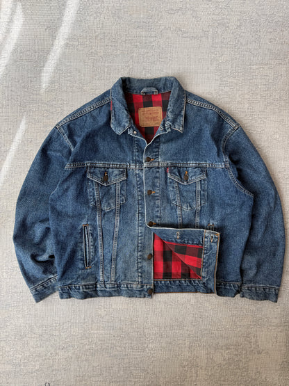 Vintage Levi’s Denim Jacket Made In US (XL)
