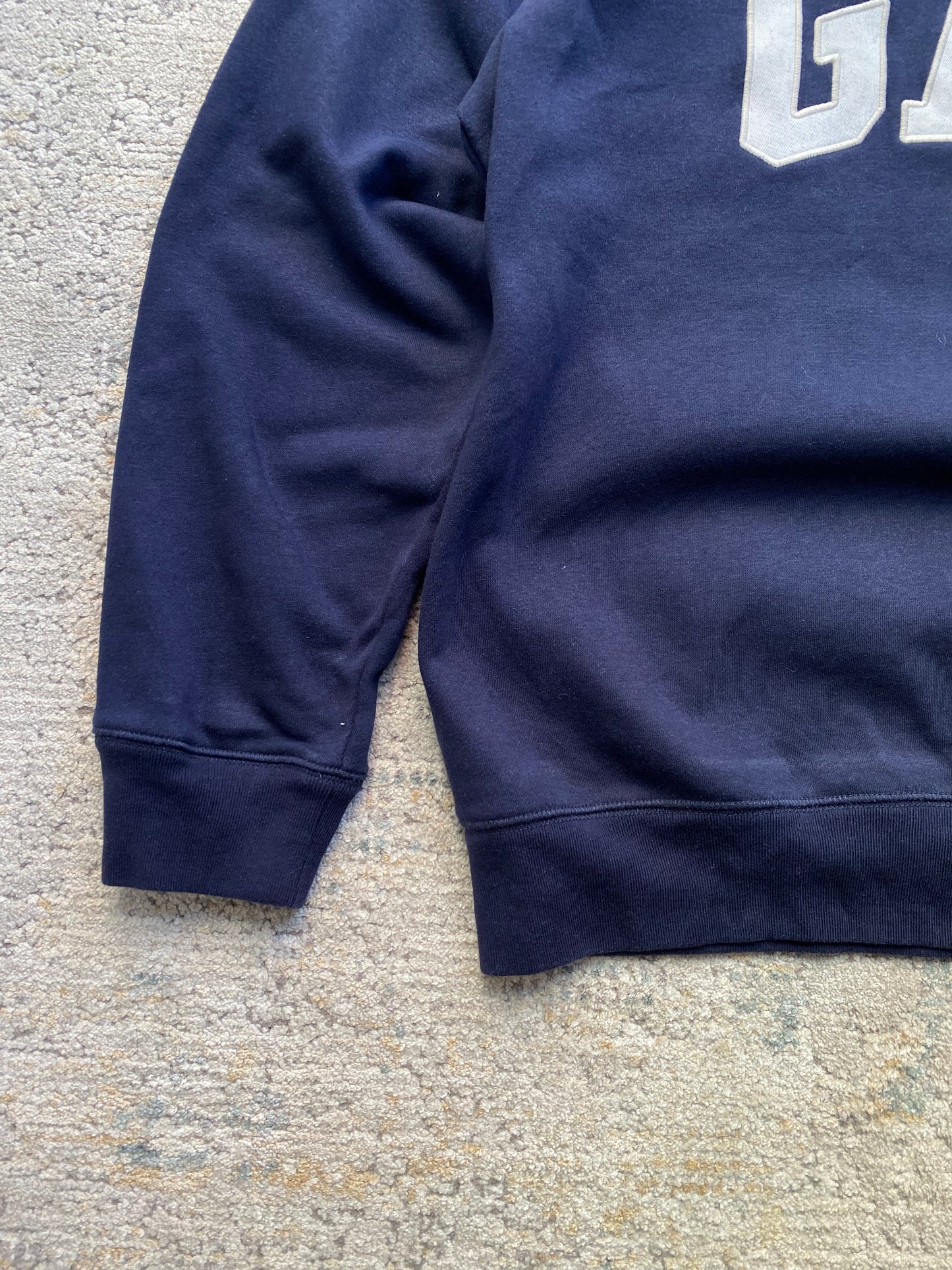 GAP Front Logo Crew (M)