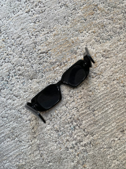 Prada Milano Vintage 00’s Sunglasses