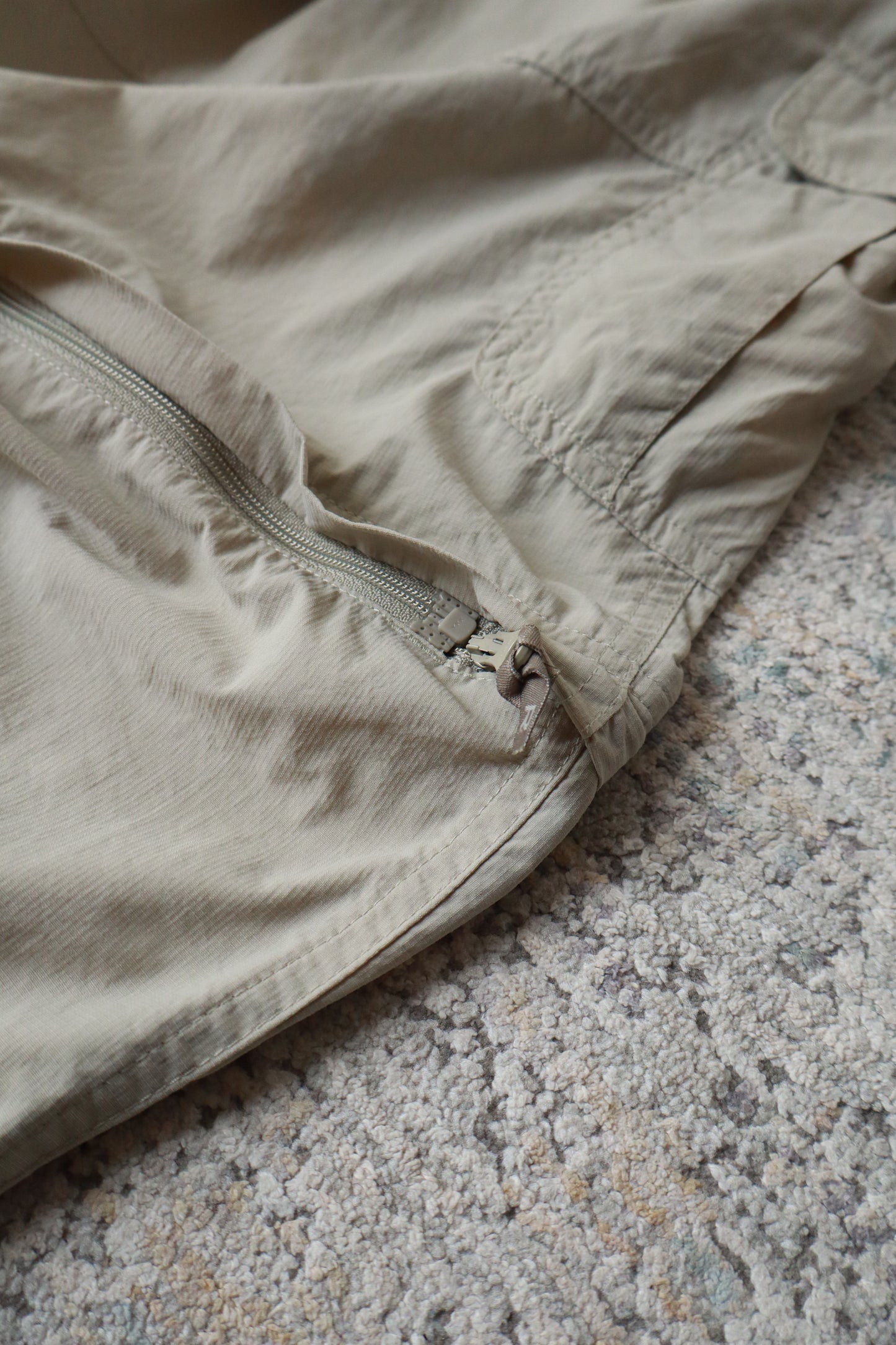 Columbia Sportswear Heavy Cargo Pant/Shorts (L)