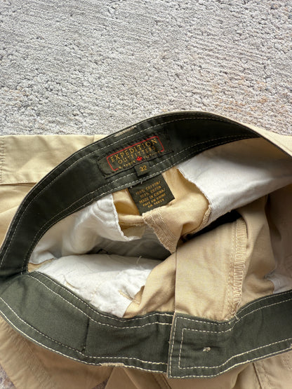 Expedition Outfitters Cargo Shorts (W32)