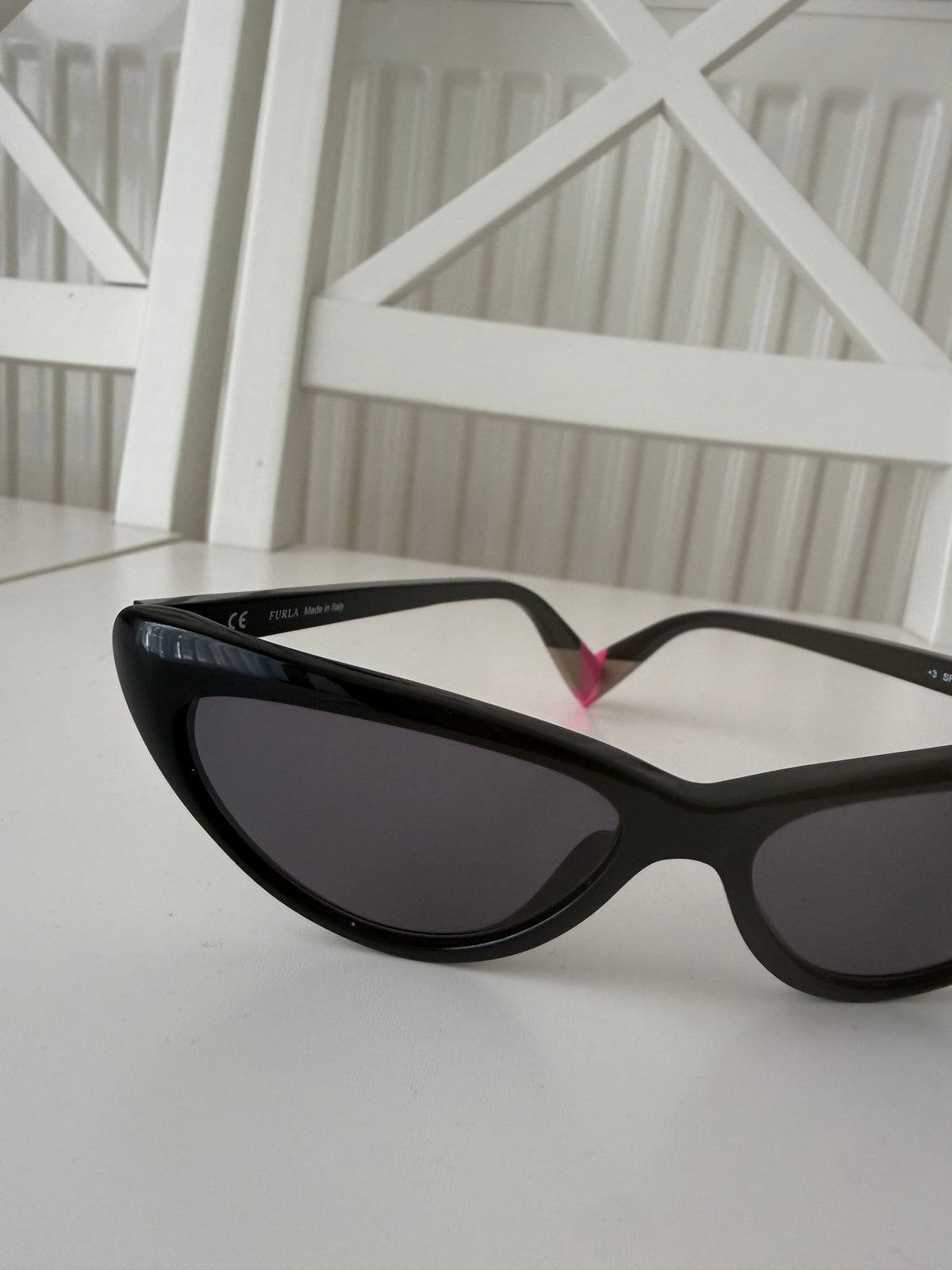 Furla Cat-Eye Sunglasses – Black / Pink