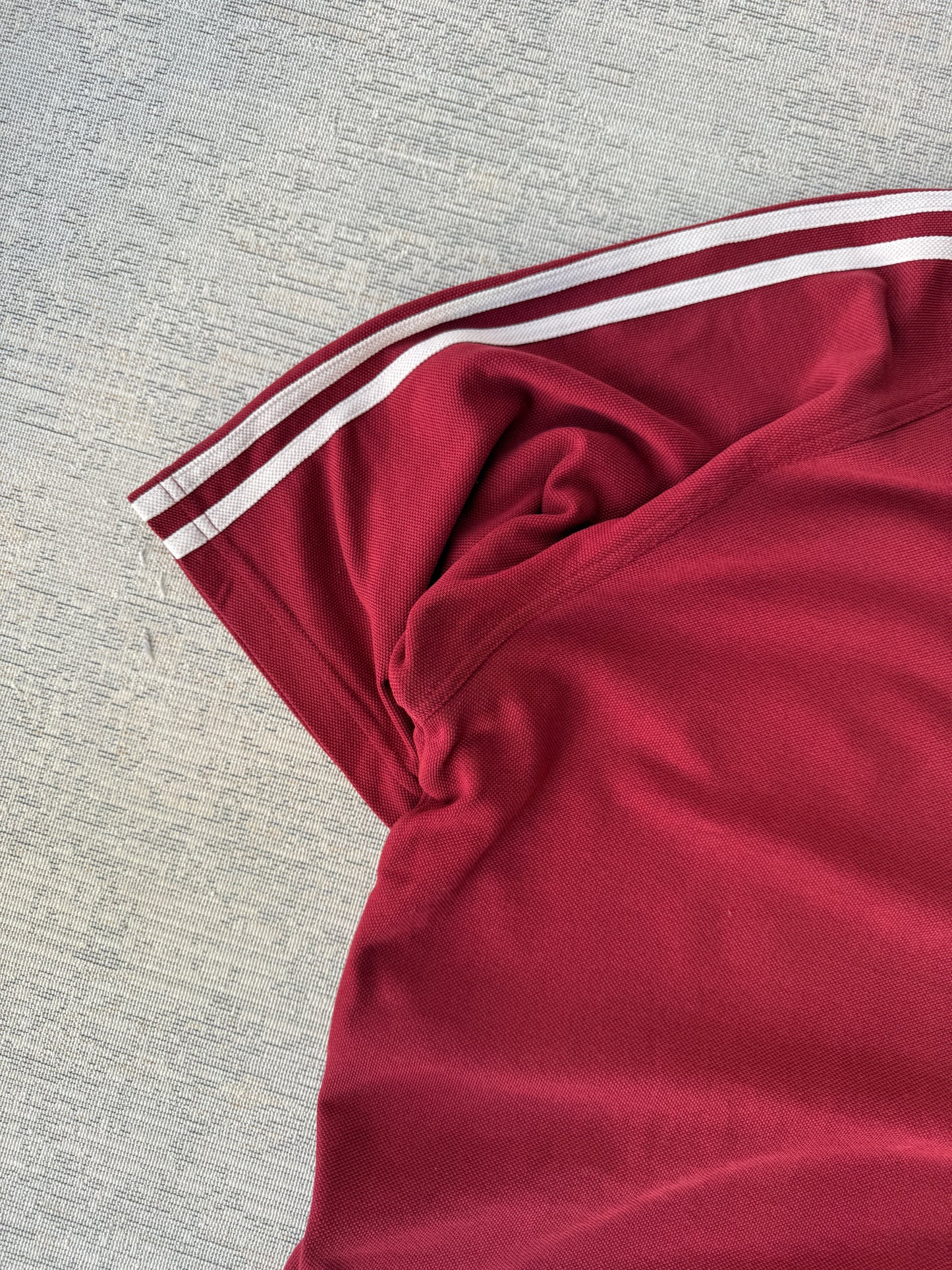 Adidas Vintage Burdungy Polo Tee (L)