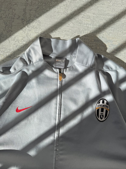Nike Vintage Juventus F.C Tracktop (XL)