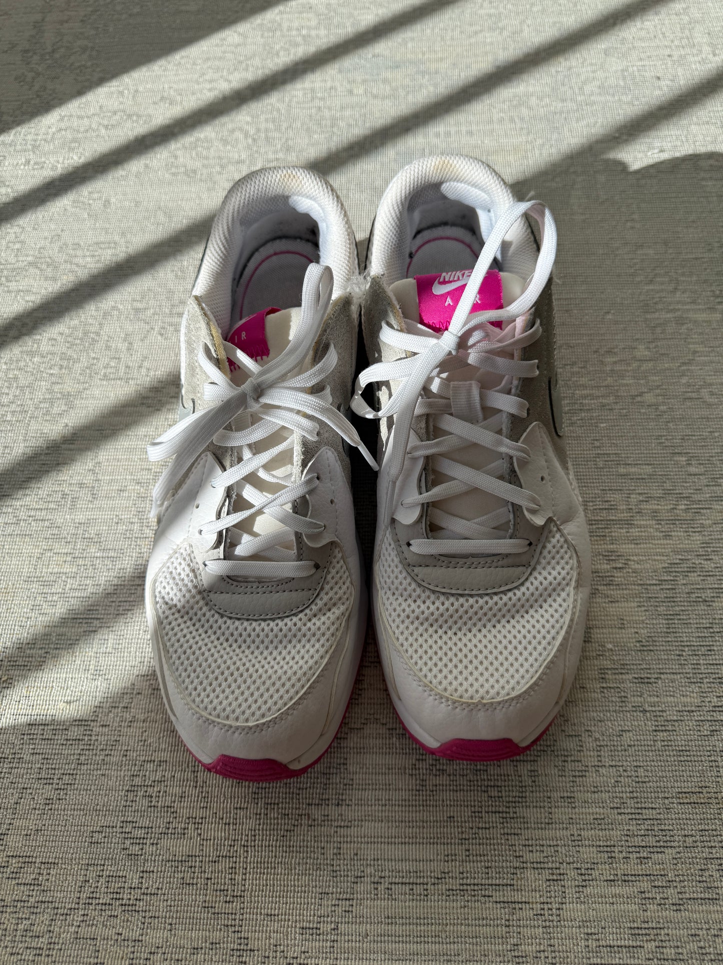 Nike Air Max Excee (Women’s 40)