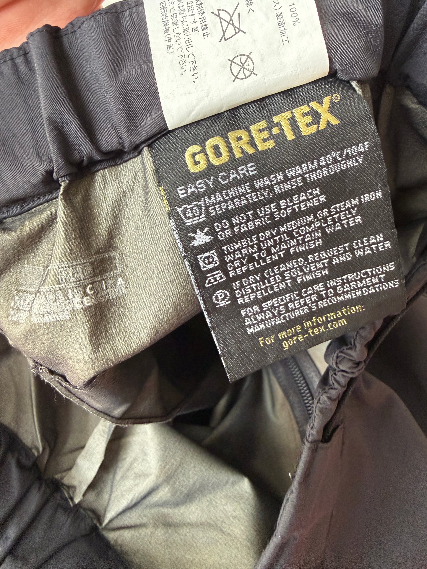 Arc’teryx PRO Gore-Tex Waterproof Shell Pants (M)