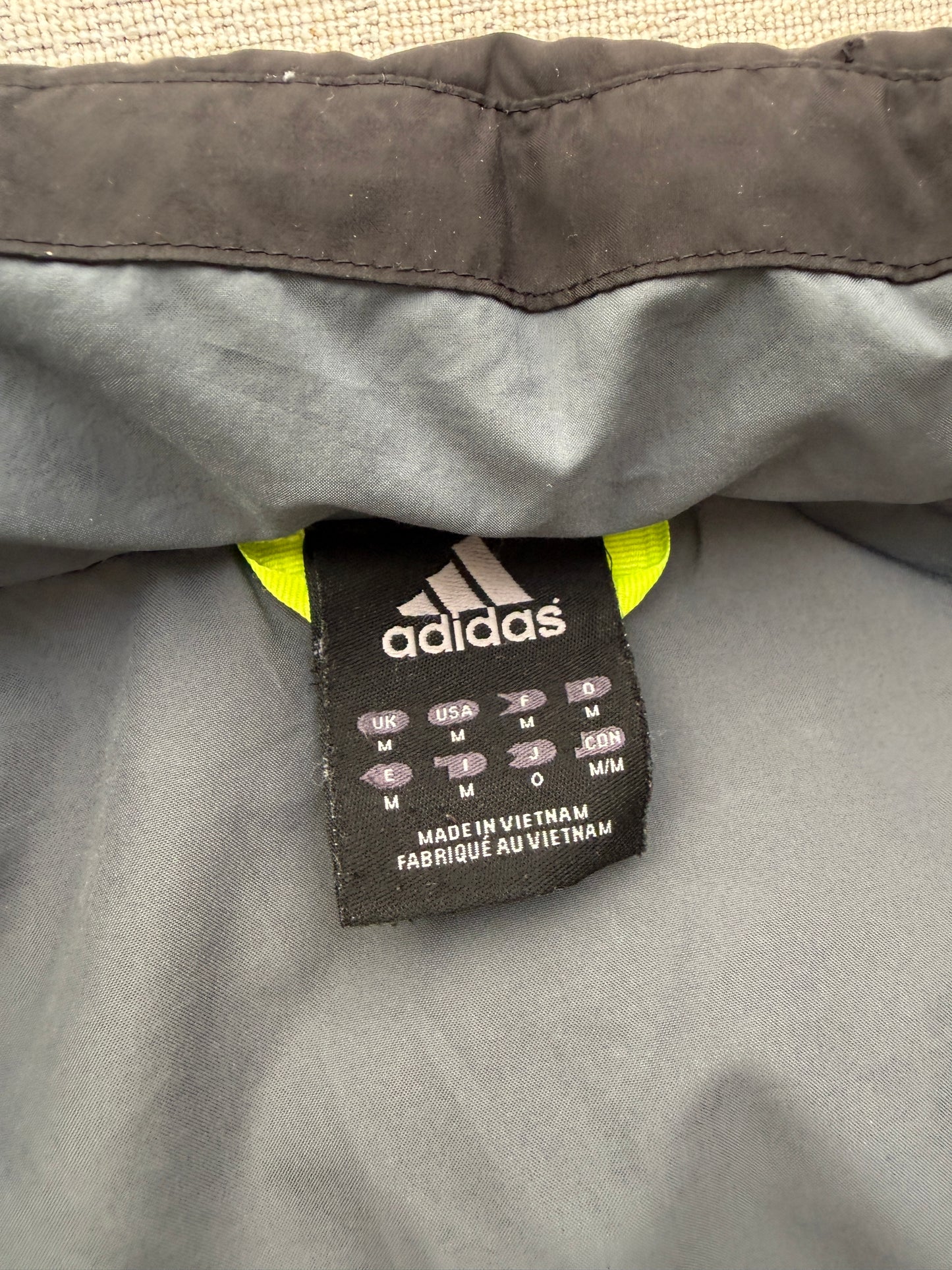 Adidas 00’s Puffer Jacket (M)