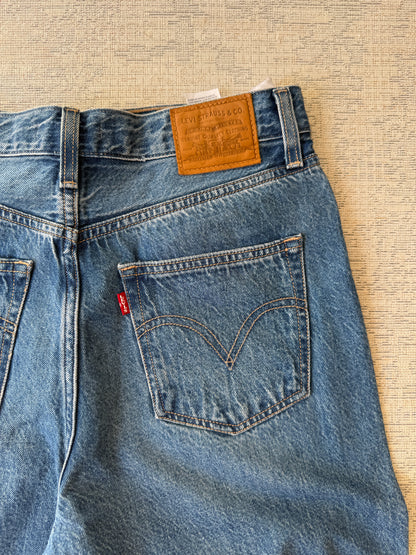 Levi’s High Loose Taper Jeans (Women’s W29)