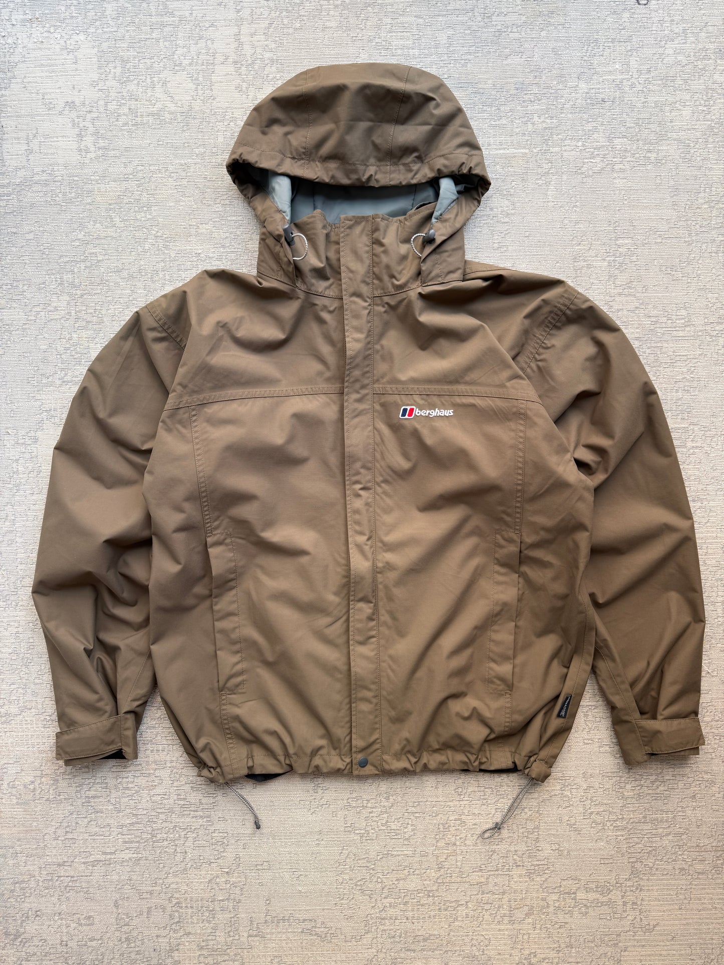 Berghaus Outdoor Hooded Windbreaker Jacket (L)