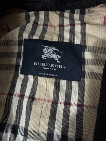 Burberry Vintage Classic Trench Coat – Nova Check Lining (Made in England)-(Women’s M)