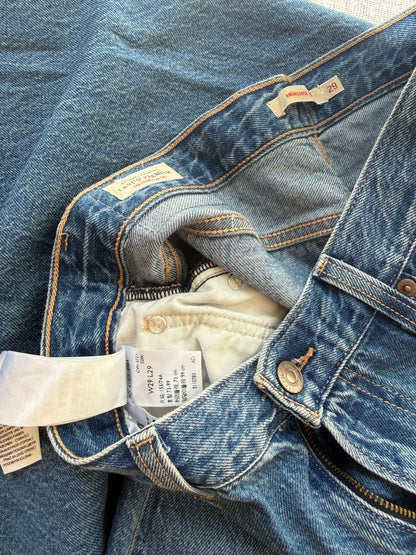 Levi’s High Loose Taper Jeans (Women’s W29)