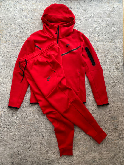 Nike Tech Fleece Hoodie & Joggers (S)