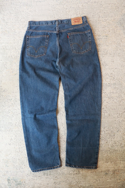 Levi’s 550 Relaxed Fit Jeans (W36 L32)