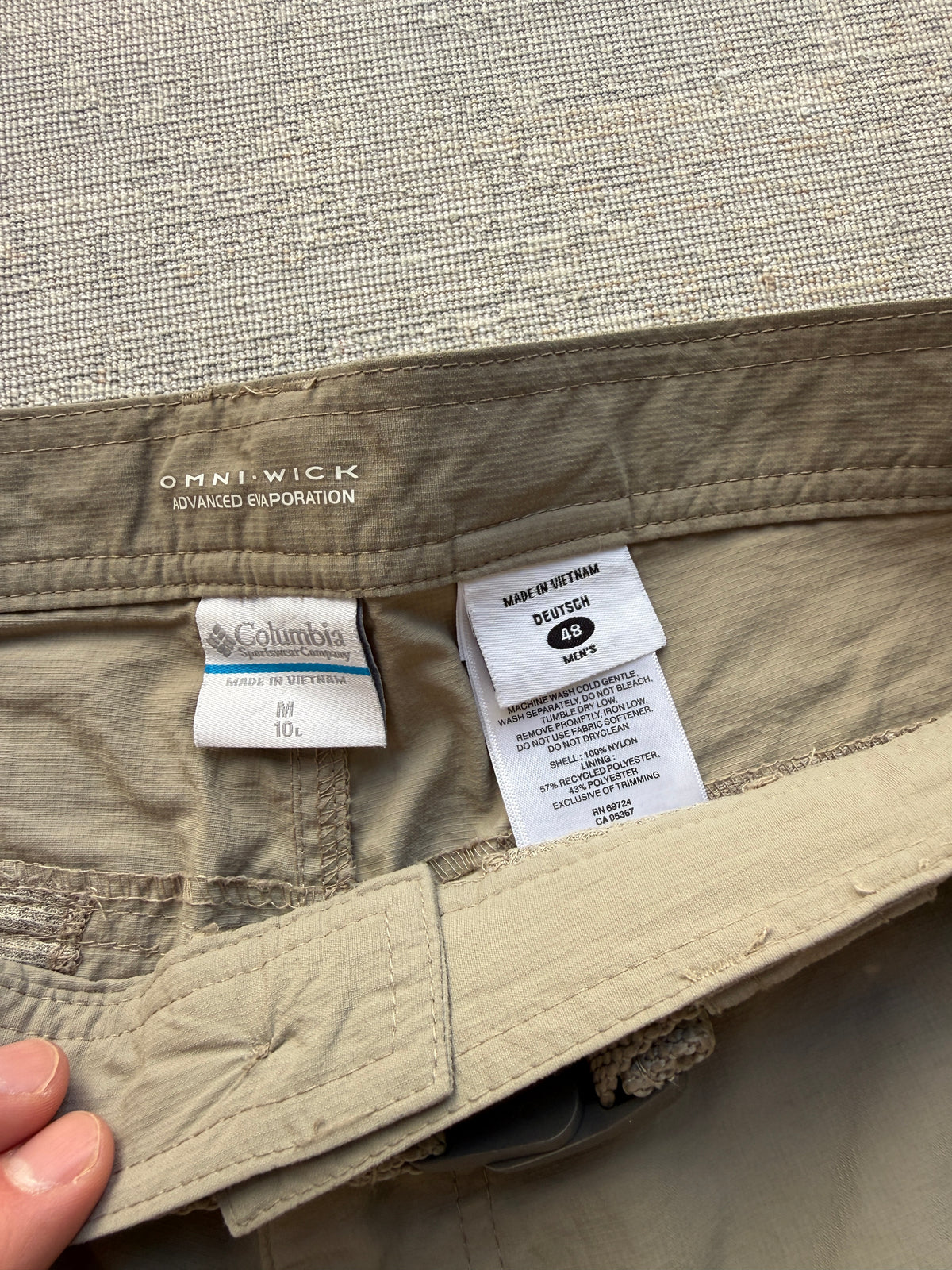 Columbia Silver Ridge Omni-Wick Cargo Shorts – Khaki (M)