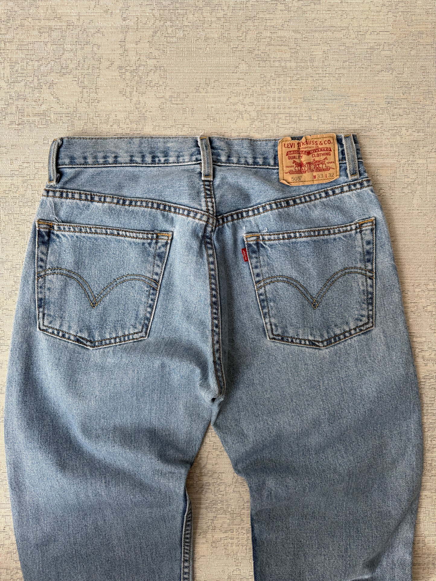 Levi’s 505 Regular Fit Jeans (W33 L32)