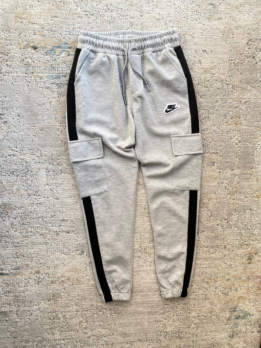 Nike Cargo Joggers (S)