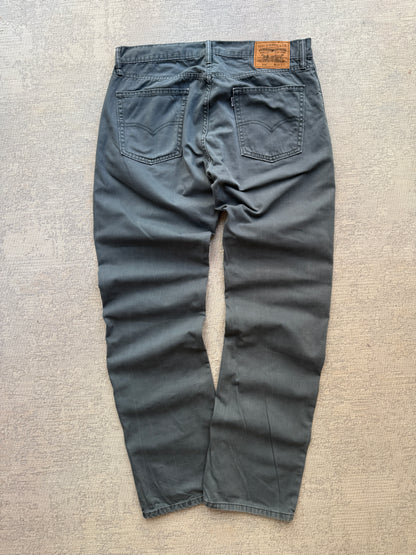 Levi’s 514 Straight Fit Jeans (W36 L36)