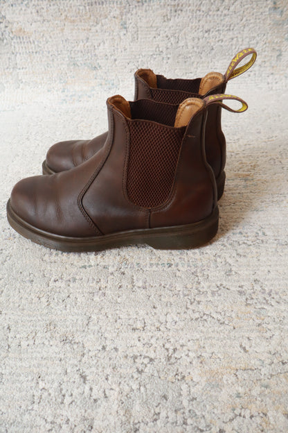Dr Martens Chelsea Boot in Crazy Horse (38)