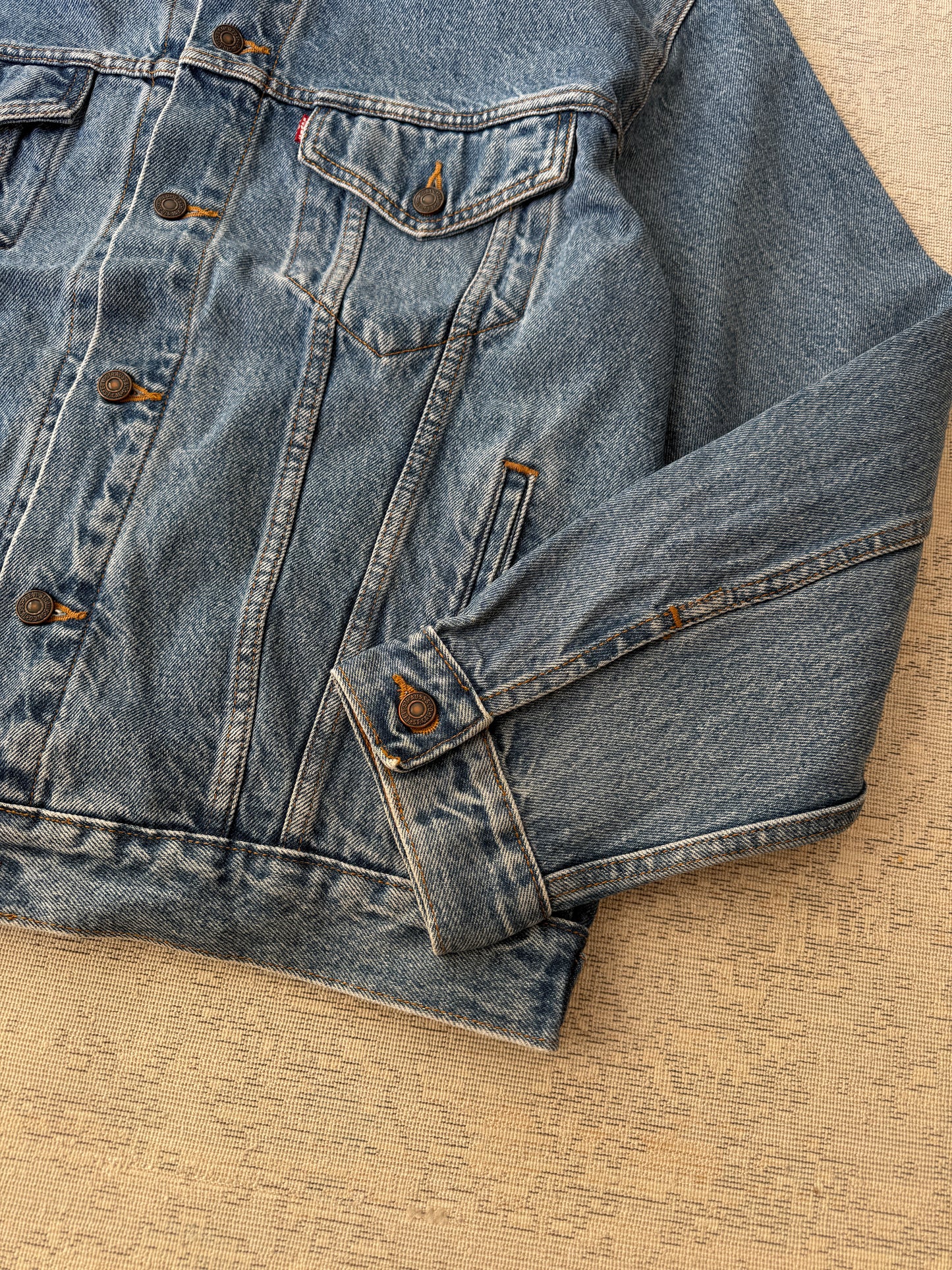 Levi’s Relaxed Trucker Denim Jacket (L)