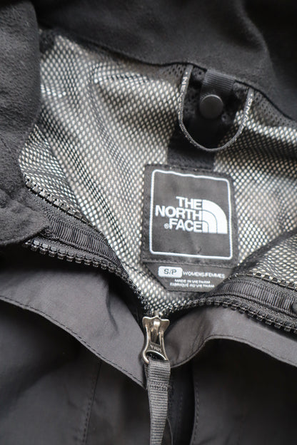 The North Face Women’s Waterproof Jacket (S)