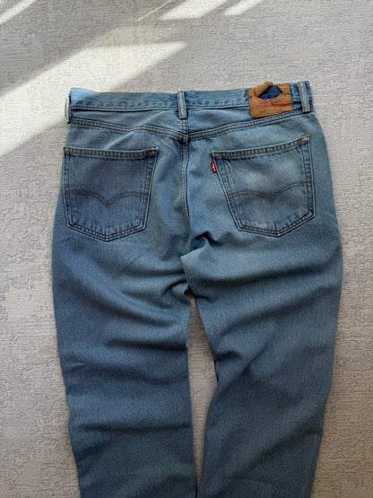 Levi’s 505 Faded Blue Jeans (W36 L32)