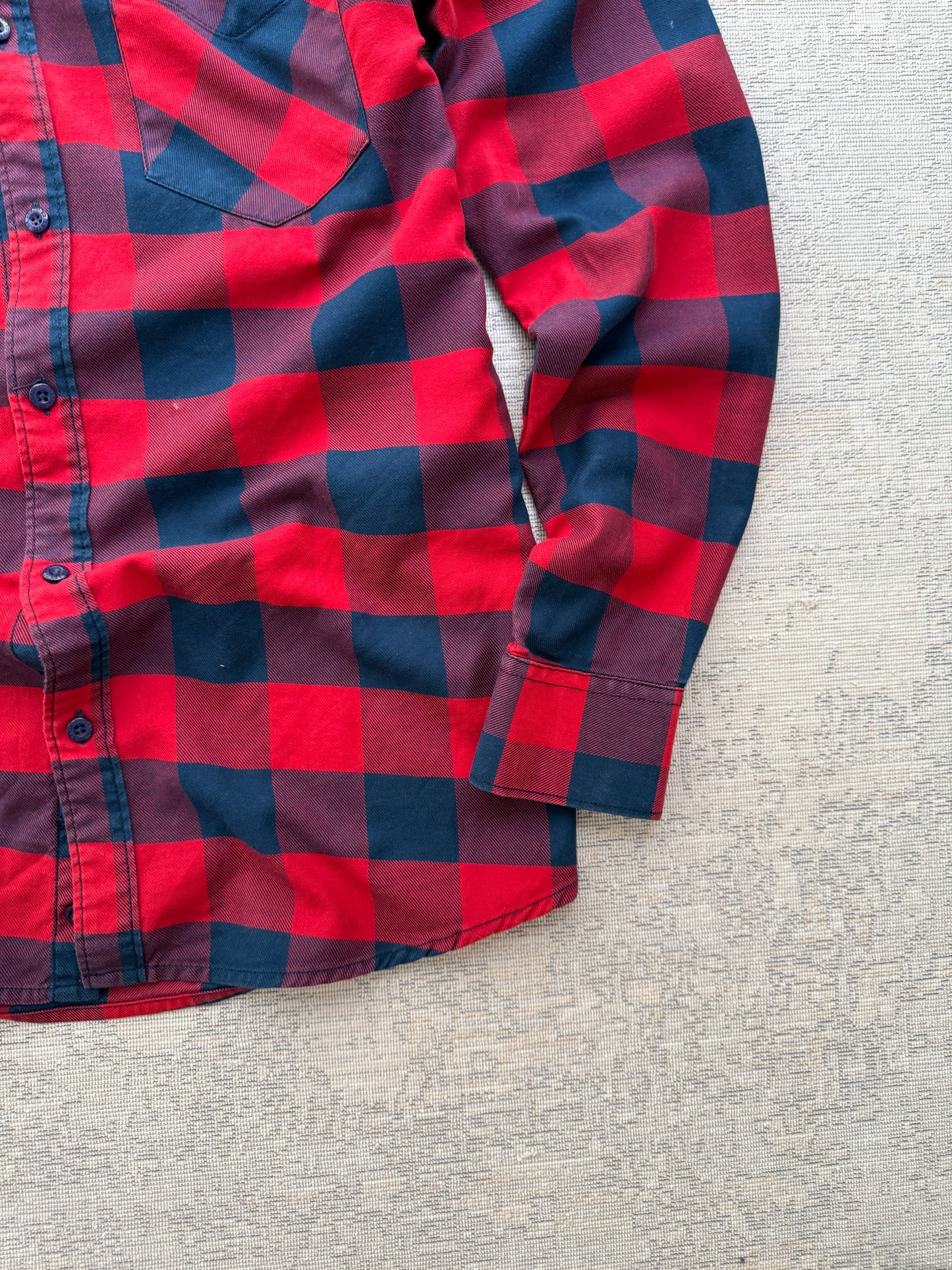 Levi’s Slim Fit Flannel Shirt (XL)