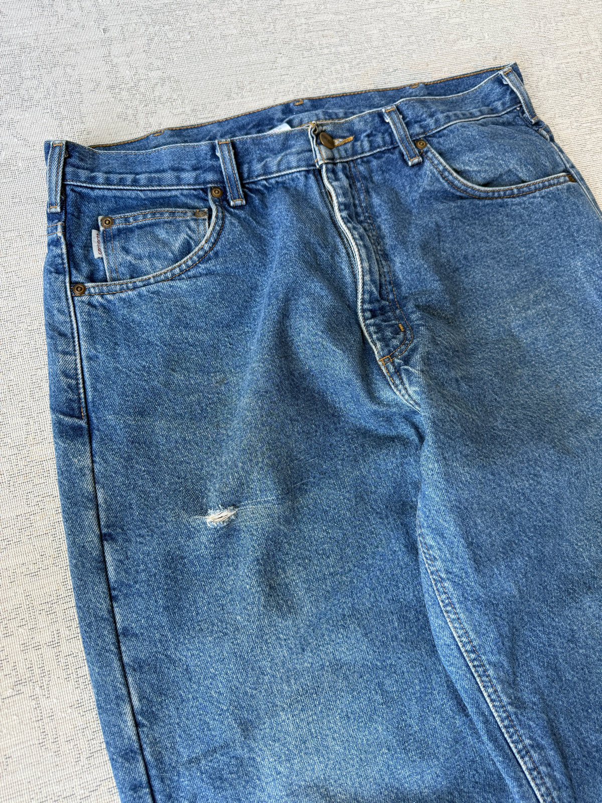 Carhartt B172 Flannel-Lined Relaxed Fit Jeans (W35 L34)