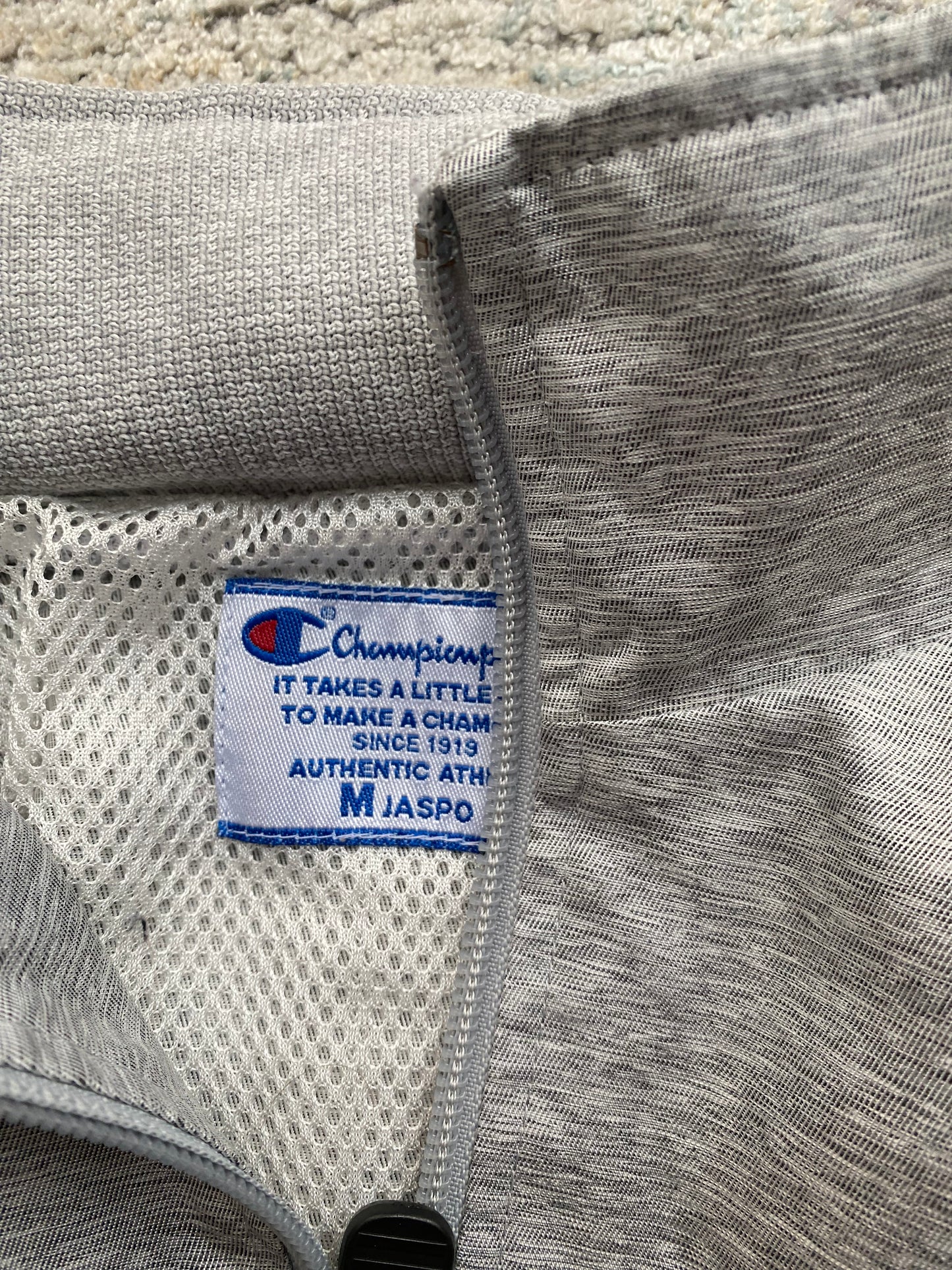 Champion 2006 Tracktop (M)