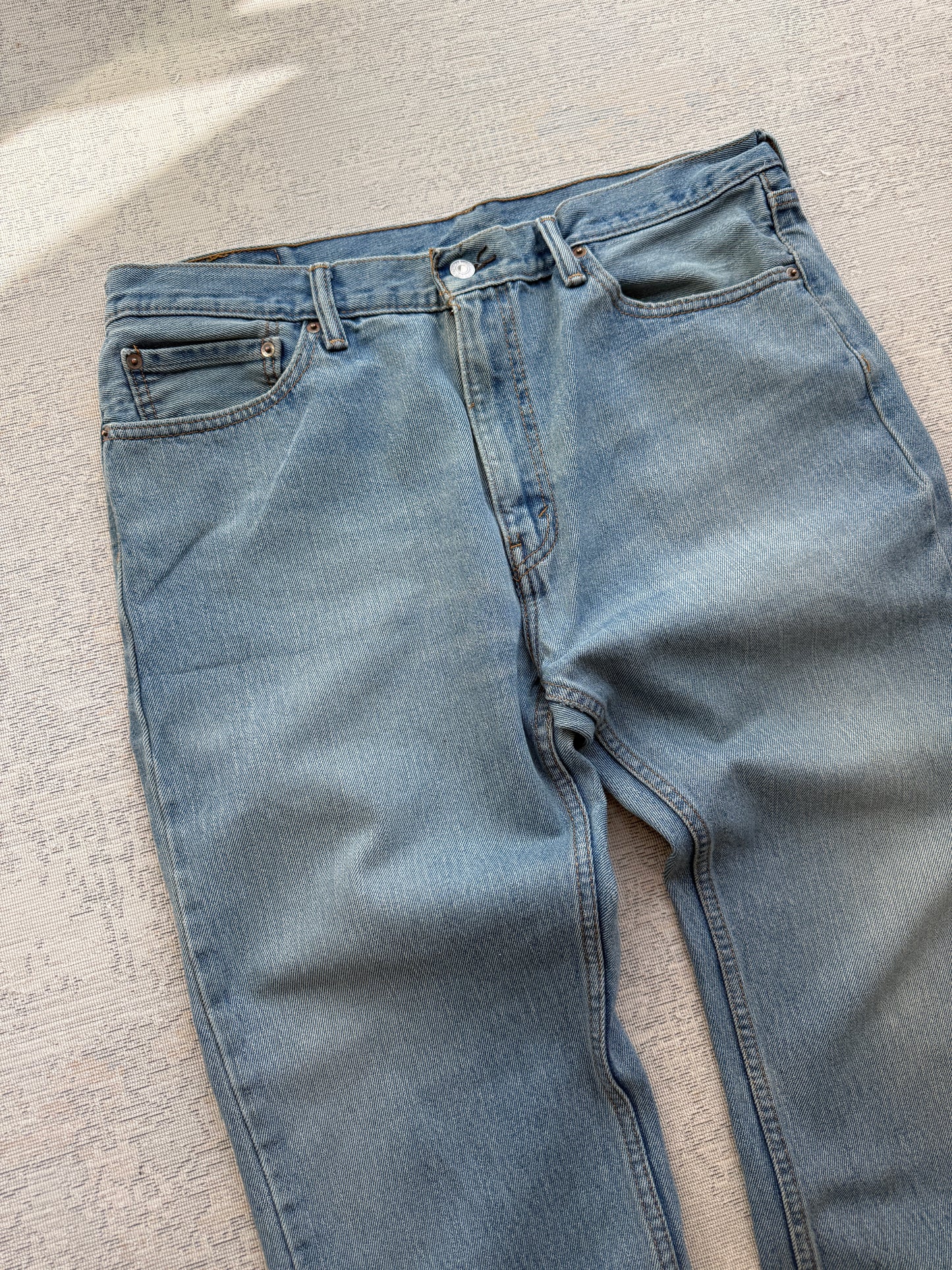 Levi’s 505 Faded Blue Jeans (W36 L32)
