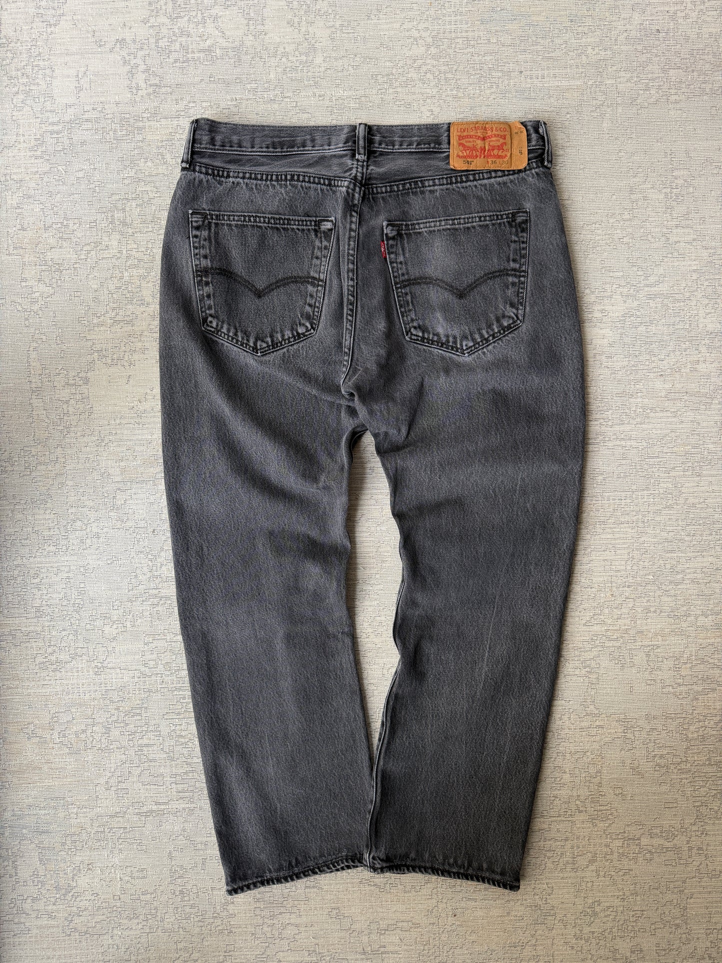 Levi’s 501 Faded Gray Jeans (W36 W30)