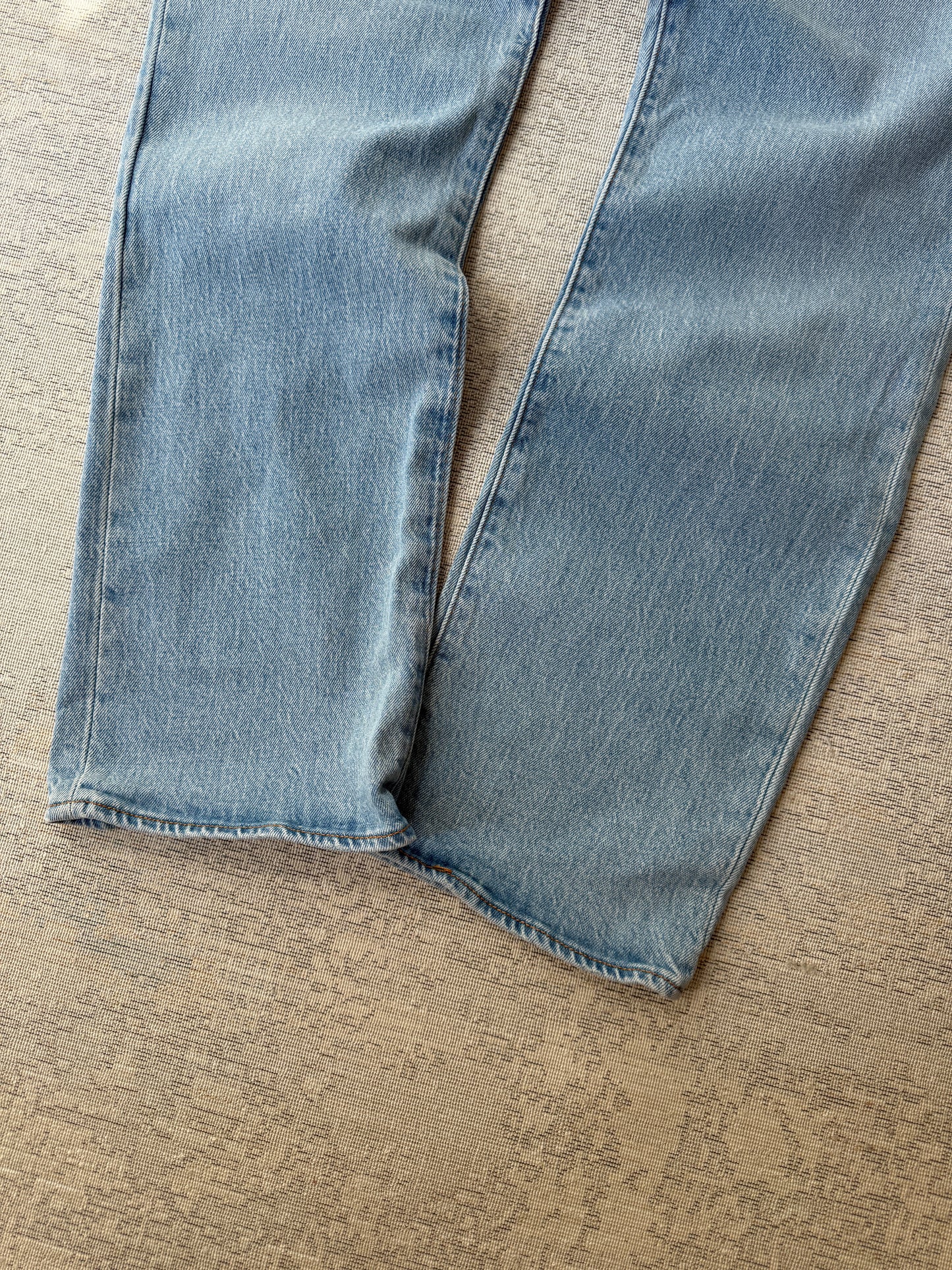 Levi’s 501 Washed Blue Jeans (W34 L30)